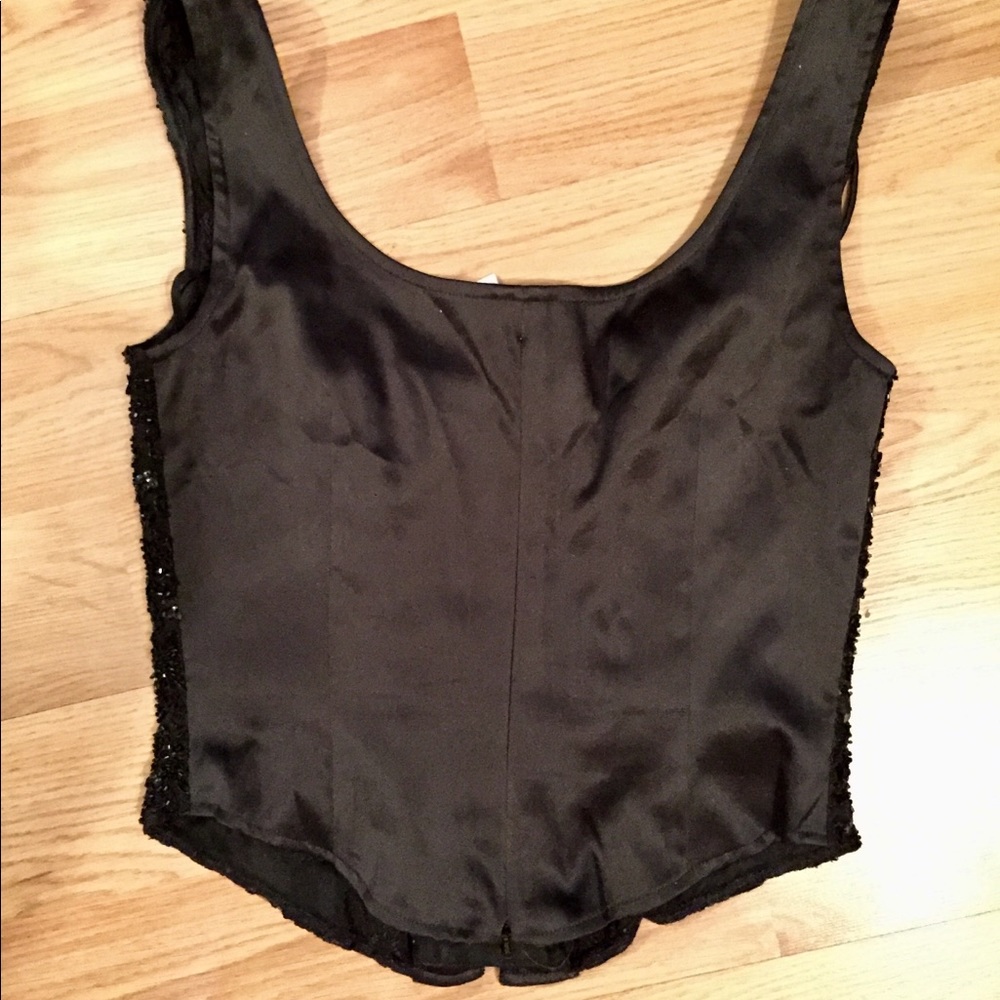 Cache Corset - Picture 3 of 4